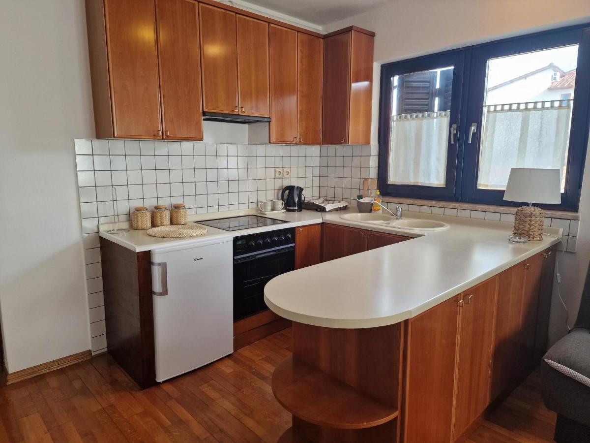 Apartments Katarina - New Renovated Rovinj Exterior photo