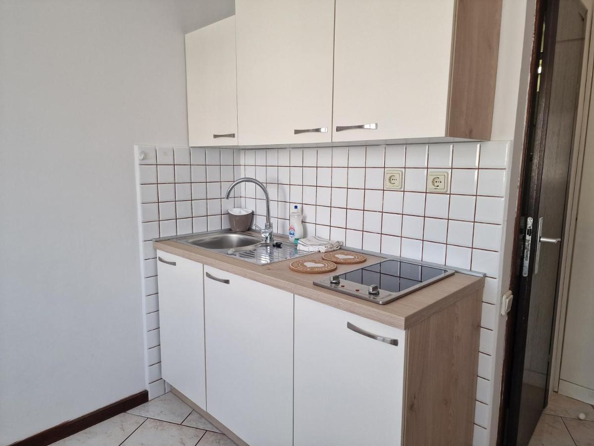 Apartments Katarina - New Renovated Rovinj Exterior photo