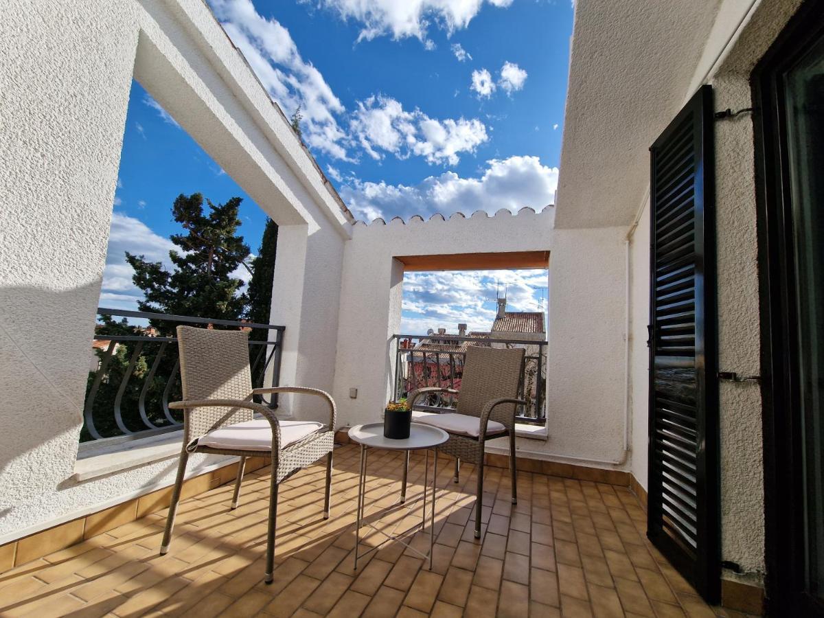 Apartments Katarina - New Renovated Rovinj Exterior photo
